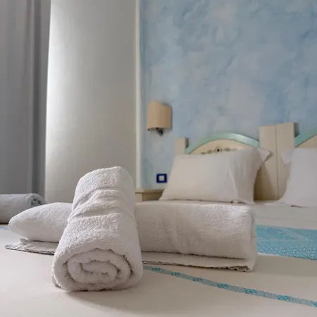 La Del Mare 3* فاليدوريا