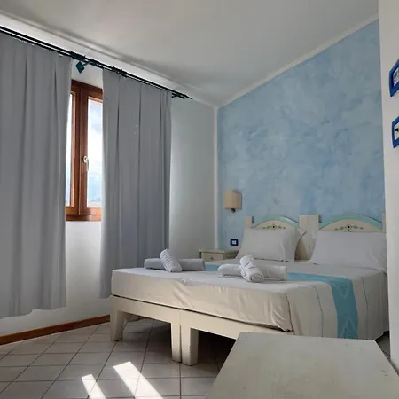 La Del Mare فندق مبيت وإفطار فاليدوريا